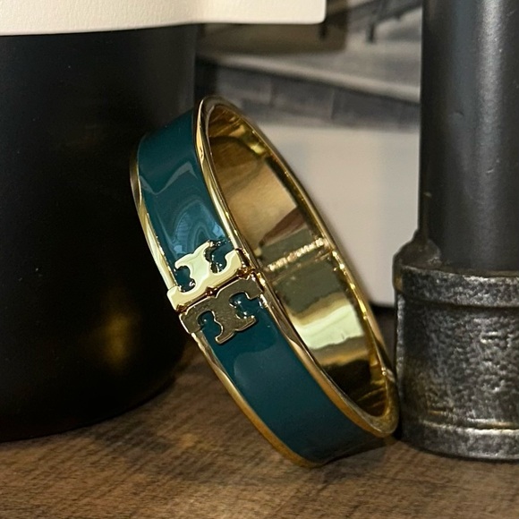 Tory Burch Bracelet with Dustbag - Picture 4 of 5